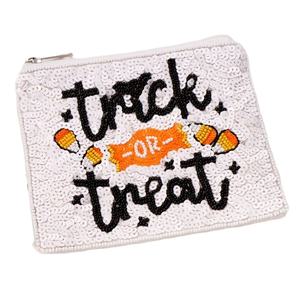 TRICK OR TREAT con cuentas de Halloween bordado artesanal Mini bolso con cremallera elegante de lujo y de moda hermoso por Hiba Enterprises - Product Image 1