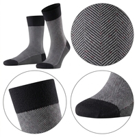 Chaussettes en gros pour hommes, chaussettes courtes tendance noires et grises, chaussettes de sport en coton invisibles à prix abordable