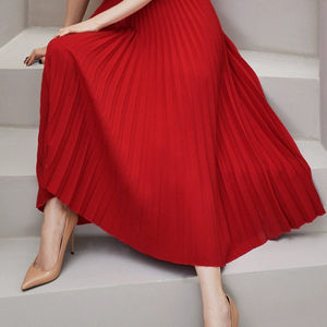 เดรสจีบสีแดงสายเดี่ยว ดีไซน์เก๋สำหรับสาวๆ ที่มีสไตล์ - Product Image 5