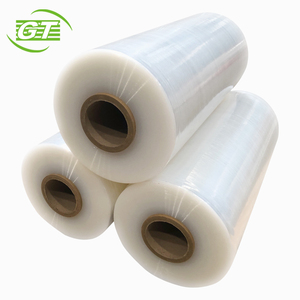 GT Industrial Strength Hand Shrink Wrap Film plastique transparent pour palettes en bois Matériau d'emballage pour de nombreux produits - Product Image 1