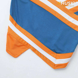 Ensembles d'uniformes de cheerleading personnalisés pour filles et adultes, avec logo frontal imprimé par transfert thermique, pour équipes et compétitions, couleurs variées, hauts et shorts 100% coton - Product Image 6