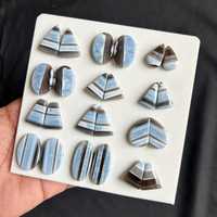 Paire de cabochons d'opale bleue naturelle assortis, pierres précieuses lâches, polies et lisses, à dos plat, opale de feu bleue pour la fabrication de bijoux et de boucles d'oreilles