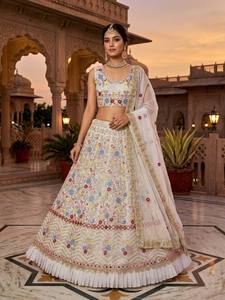 Lehenga Choli de créateur blanc multicolore brodé avec dupatta en résille – Lehenga de mariée à motifs floraux riche pour mariage et soirée - Product Image 3