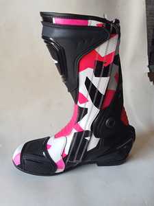 Botas de Motocicleta Personalizadas, Botas de Cuero con Impresión UV, Diseño Personalizado, Botas de Motociclista de Alto Rendimiento - Product Image 4