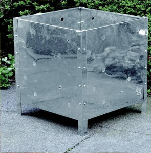Incinerador de jardín cuadrado de acero galvanizado con tapa abierta y orificios de ventilación, disponible a precios de mayorista. - Product Image 1
