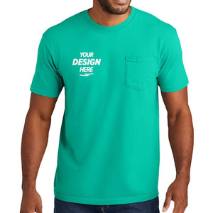 เสื้อยืดคอกลมแขนสั้นเย็บด้วยเข็มสามเข็ม พร้อมเสื้อคลุมแขนยาวคอกลมแบบ Utility Division และเสื้อยืดคลาสสิกด้านหน้าซ้าย - Product Image 1