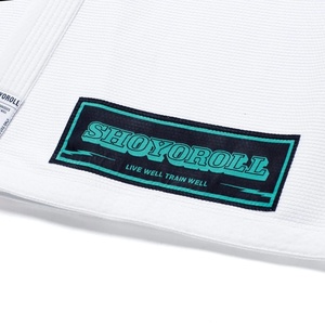 Kimono de Jiu-Jitsu Shoyoroll Coral Competitor (Blanco) con Bolsas - Product Image 6