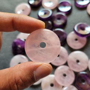 Colgantes de Donut de Cristal Natural Tallados a Mano al por Mayor, Suministros Clásicos para la Fabricación de Joyas y Regalos para Mujer, a Granel - Product Image 4