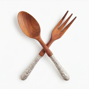 Elegante Juego de Cuchara y Tenedor de Madera con Mangos de Metal Plateado, Cubiertos Reutilizables para Mesa de Boda, Uso en Hoteles y Campamentos - Product Image 1