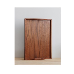 Elegante Bandeja Otomana de Madera Maciza con Asas, Moderna Bandeja Decorativa de Nogal para Servir, Decoración de Interiores de Alta Gama para Hoteles y Hogares - Product Image 3