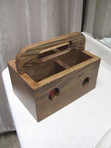 Portacubiertos clásico de madera para decoración de cocina tradicional que combina diseño atemporal con utilidad diaria. - Product Image 6