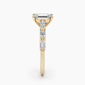 แหวนเพชรทรงเอเมอรัลด์คัท 3.1 กะรัต พรีเมียม ทองคำขาว 14k ประดับเพชรเม็ดเดี่ยว แหวนหมั้น ประดับเพชรทรงมาร์คีส์ ของขวัญสำหรับเจ้าสาว - Product Image 6