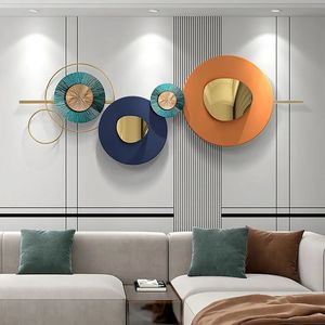 Décoration murale en métal faite à la main avec finition vieillie, parfaite pour la décoration murale de style farmhouse. - Product Image 5