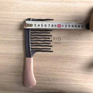 Durable logotipo personalizado profesional verde menta antiestático dientes anchos ducha peine de pelo cepillo de pelo para peluquería - Product Image 5