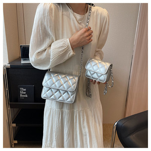 2026 Hot Sale Women’s Fashion Leather Bag Solid Color Long Chain Mini Crossbody Waterproof Lightweight <b>Small</b> Square Bag - Product Image 1