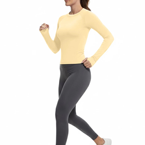 Hauts de yoga écologiques haut de gamme pour femmes - Respirants, séchage rapide, grandes tailles, en Spandex/Polyester, col rond, manches longues, pour l'entraînement, couleur unie, personnalisables - Product Image 5