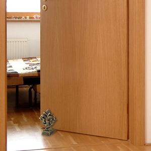 Tope de puerta estilo vintage con forma de bellota para un estilo de hogar atemporal - Product Image 3