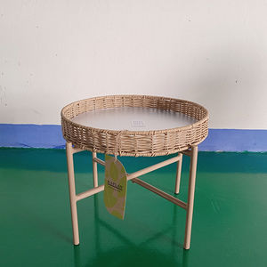 Mesa Auxiliar Redonda Moderna de Poliratán con Patas Metálicas en Forma de X y Borde Superior Tejido - Product Image 5