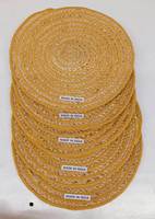 Set de table rond en jute fait main avec bordure jaune vif, tapis de table texturé, durable et résistant à la chaleur, qui rehausse l'ambiance du restaurant
