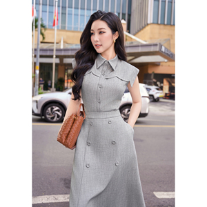 Blusa Elegante Gris para Mujer, Cuello Marinero, Corte Entallado, Sin Mangas, Estilo Oficina Chic, Poliéster y Spandex, MELA, ODM OEM - Product Image 4