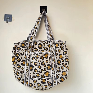 Bolso Tote Ligero Acolchado Estilo Bohemio de Color Liso con Parte Superior Abierta, Gran Capacidad, de Algodón, para Hombro, para Compras, para Mujer, Venta al por Mayor - Product Image 3