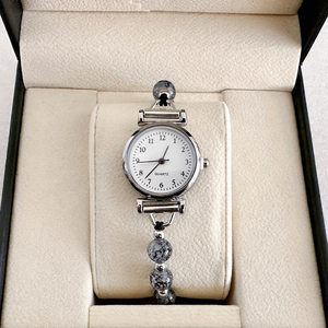 Fashion Women's Quartz Watches Freely Adjustable Minimalist Pearl Bracelet Watch for Women Relogio Masculino - Product Image 5
