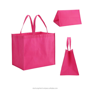 Venta al por mayor de fábrica, bolsas de compras plegables reutilizables ecológicas, logotipo personalizado impreso, patrón de letras no tejidas Rpet - Product Image 1