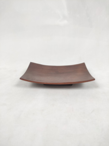 Ensemble de plateaux de service rectangulaires en bois d'acacia personnalisés écologiques, 3 élégantes assiettes à dîner pour la table, service de restauration à domicile - Product Image 4