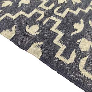 Stylish and Functional 4x6 Wool and Jute Dhurrie <b>Rug</b> Handcrafted for <b>Long</b> Lasting Beauty and Earthy Elegance - Product Image 4