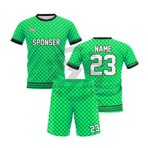 Ensemble de maillot et short de football personnalisé vert par sublimation pour homme, en polyester respirant, avec impression du numéro 23 et du nom Zersia - Product Image 1