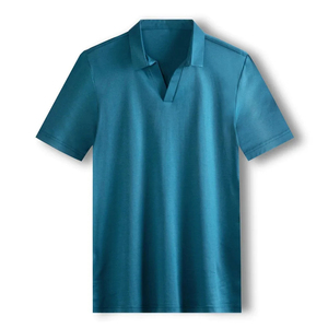 เสื้อกอล์ฟผู้ชาย OEM สีพื้นเรียบ ปักโลโก้ได้ตามสั่ง แขนสั้น ระบายอากาศดี คอวี ผ้าเจอร์ซีย์คุณภาพสูง น้ำหนัก 180 กรัม - Product Image 3