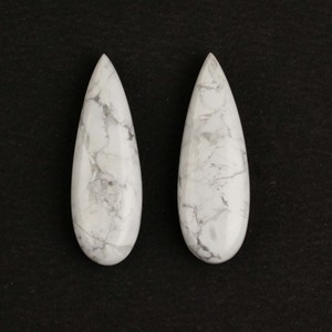 Precio de fábrica Howlite blanco Natural 10x30mm pera Briolette calibrado piedra preciosa suelta para la fabricación de joyas proveedor cuentas de howlita - Product Image 1