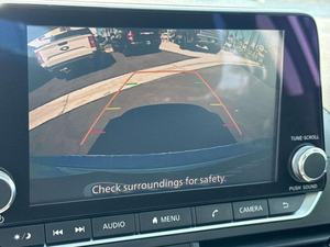 Nissan Altima 2.5 S-R FWD 2022 - Product Image 6