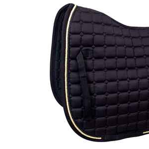 Nouveaux tapis de selle d'équitation respirants en satin de qualité, élégants, à prix bas, avec logo personnalisé, pour dressage/saut d'obstacles - Product Image 4