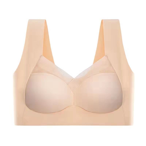 Tendances classiques OEM Vente en gros Design unique Nouvelle arrivée Logo personnalisé Grande taille Soutien-gorge de sport sans couture asymétrique pour femme - Product Image 5