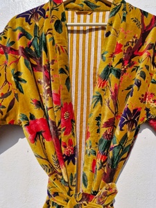 Kimono de Terciopelo con Estampado de Aves, Hecho a Mano, para Invierno, Unisex, Estilo Boho Hippie, Bata de Baño, Kimono para Mujer con Cinturón - Product Image 4