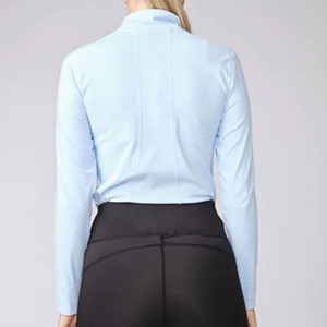 Chemise de compétition équestre de haute qualité, extensible dans 4 directions, en tissu technique doux au toucher, idéale pour la compétition et les spectacles. - Product Image 4