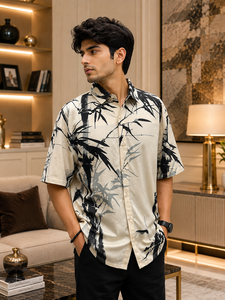 Chemise à manches courtes pour homme en coton à imprimé floral de feuilles de bambou, col rabattu, boutons sur le devant, couleur blanche, coupe décontractée, vêtement de luxe - Product Image 1