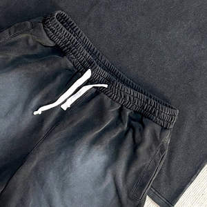 Ensembles d'été décontractés pour hommes 100% coton, t-shirts à col rond et shorts à motifs floraux, haute qualité, fabriqués au Pakistan 2025 - Product Image 4