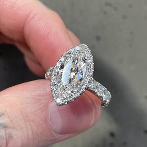 Anillo de Compromiso con Diamante Cultivado en Laboratorio, Corte Marquesa, Certificado IGI, con Halo, para Mujer - Product Image 2