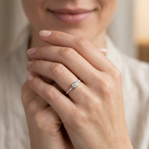 Anillo de Boda con Diamante Redondo Real de 0.40 TCW en Oro Blanco de 14K, Recién Llegado |   Elegante Anillo de Diamantes Solitario para Mujer - Product Image 1