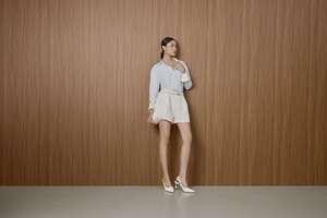 Camisa al por mayor con cuello vuelto (cuello de punta) elegante/estilo oficina/minimalista coreano CLARE Camisa clásica a rayas KA63 - Product Image 5