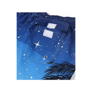 Short de bain imprimé en polyester pour homme, style décontracté, taille plus, idéal pour la plage et les sports nautiques, inspiré des îles Hawaïennes - Product Image 4