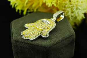 Delicado Colgante de Mano de Hamsa, Joyería Espiritual de Buena Suerte, Colgante de Plata 925, Colgante Mano de Fátima, Colgante Hip Hop Iced Out Faith - Product Image 5