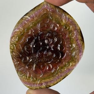 จี้หินทัวร์มาลีนหลากสีธรรมชาติแกะสลักลายดอกไม้แมนดาลา หินทัวร์มาลีนเม็ดเดี่ยวสำหรับทำเครื่องประดับ - Product Image 2