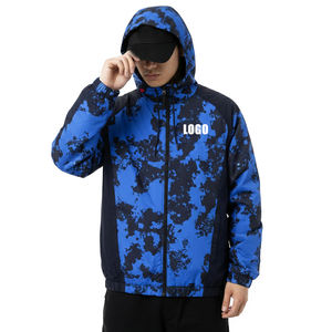 Veste coupe-vent tendance personnalisée à motif camouflage abstrait, légère, en polyester, à capuche, pliable, résistante au vent, pour l'extérieur, production en gros - Product Image 1