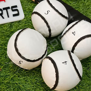 IBERIA Balón de Hurling Profesional Sliotar Premium para Partido y Entrenamiento con Goma y Cuero PU Cosido a Máquina Tamaño Oficial - Product Image 4