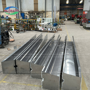 Gouttière en acier inoxydable 304, produit sur mesure, prix raisonnable, dessins techniques 3D disponibles - Product Image 3