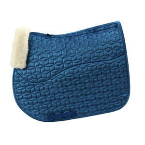 Produits d'équitation de haute qualité, tapis de selle pour chevaux, tapis de selle en velours haut de gamme personnalisé, couverture de selle avec fourrure - Product Image 2
