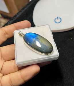 Pendentif en labradorite bleue – Argent sterling 92,5, pierre précieuse multi-reflets - Product Image 2